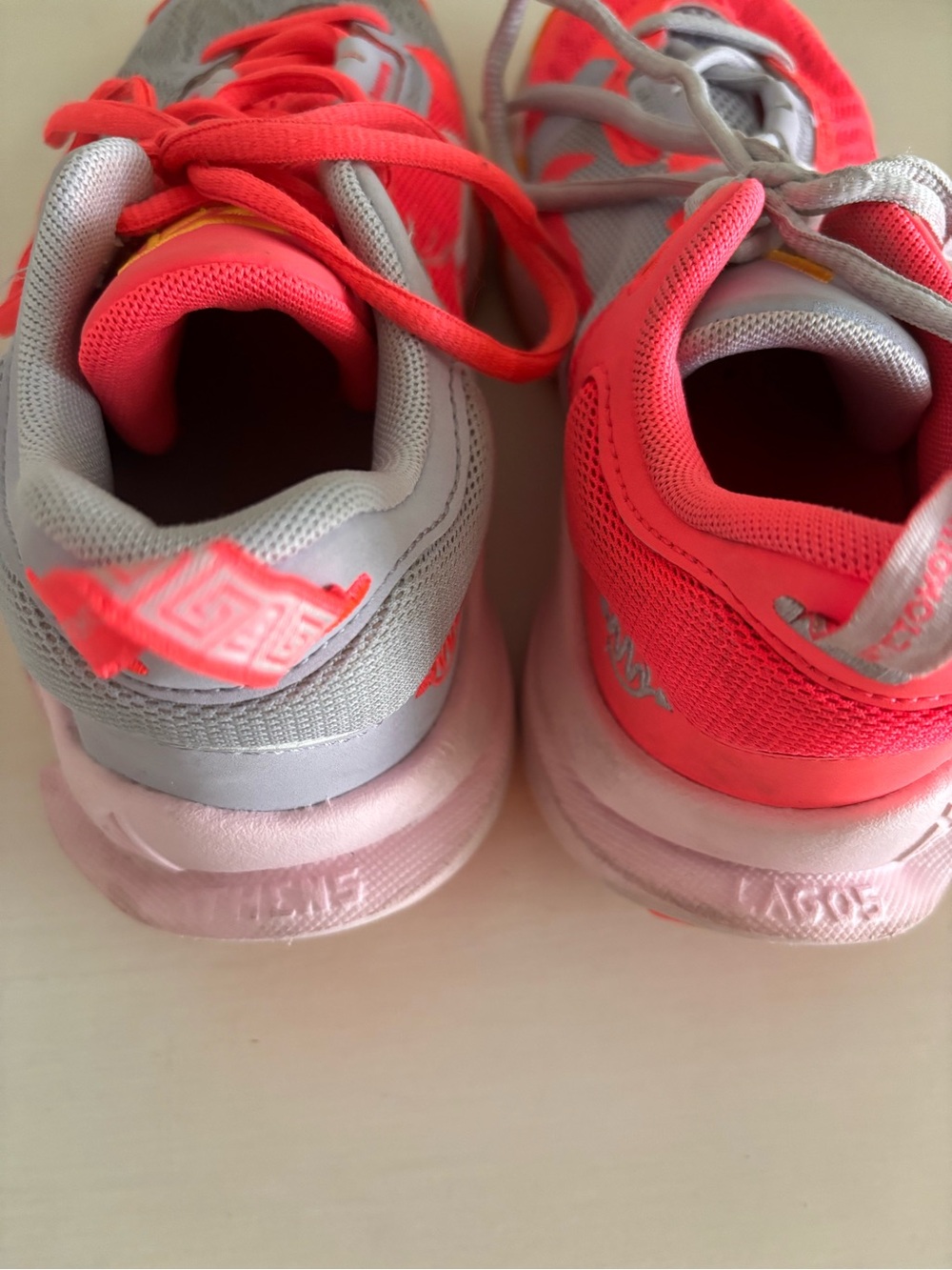 Nike Giannis Immortality 2 EP 'Hot
Punch Mismatched'
Kids 3.5 size - Picture 5 of 8